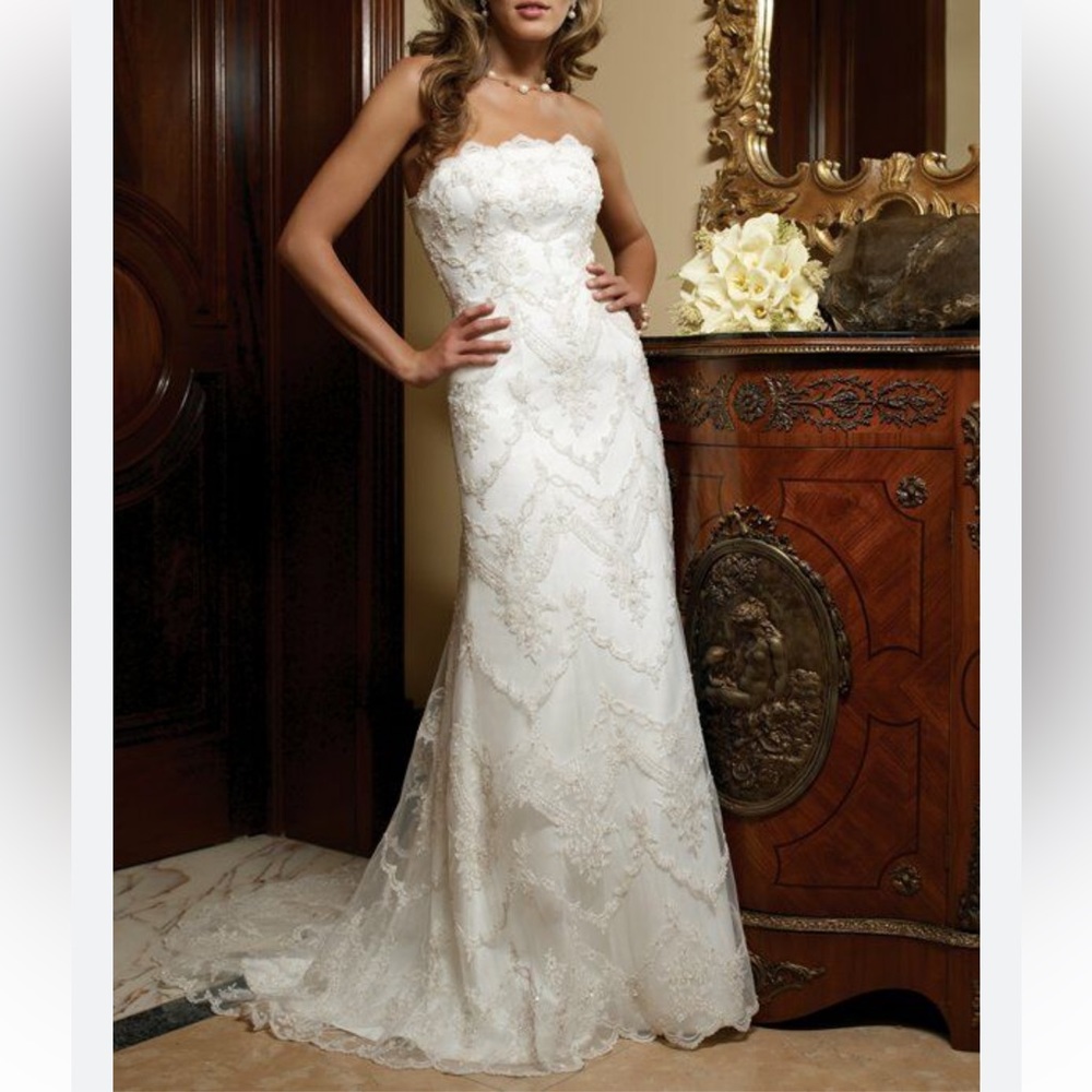 Casablanca bridal wedding dress